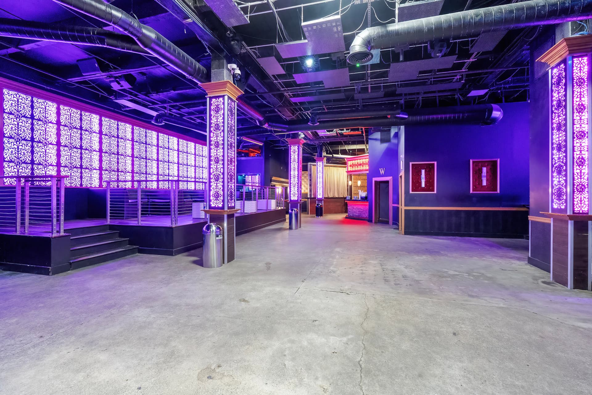 Sarajevo Nightclub atmosphere